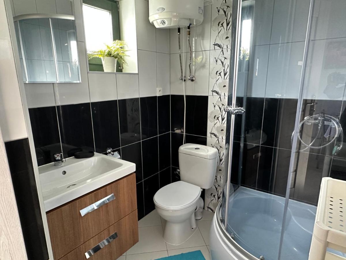 Domki I Apartamenty Mila Sarbinowo Exteriör bild